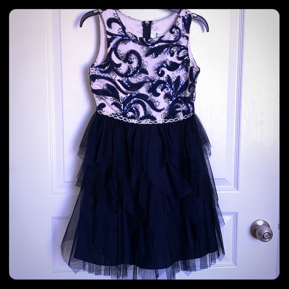 Girls dress.